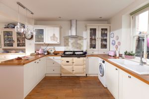 46 Salisbury Street_Kitchen (1)- click for photo gallery